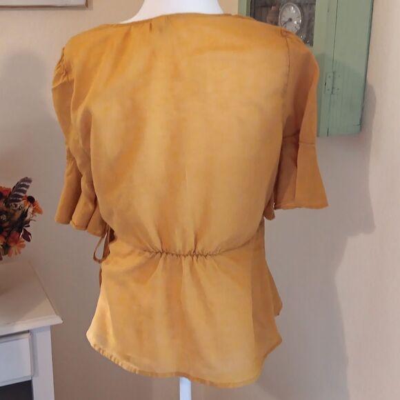 Old Navy Wrap Front Linen Blend Top - Picture 7 of 12